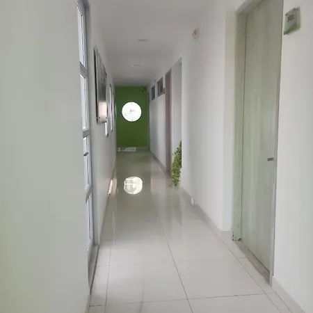 Apartamento En Manga Progral 303 Apartamento *